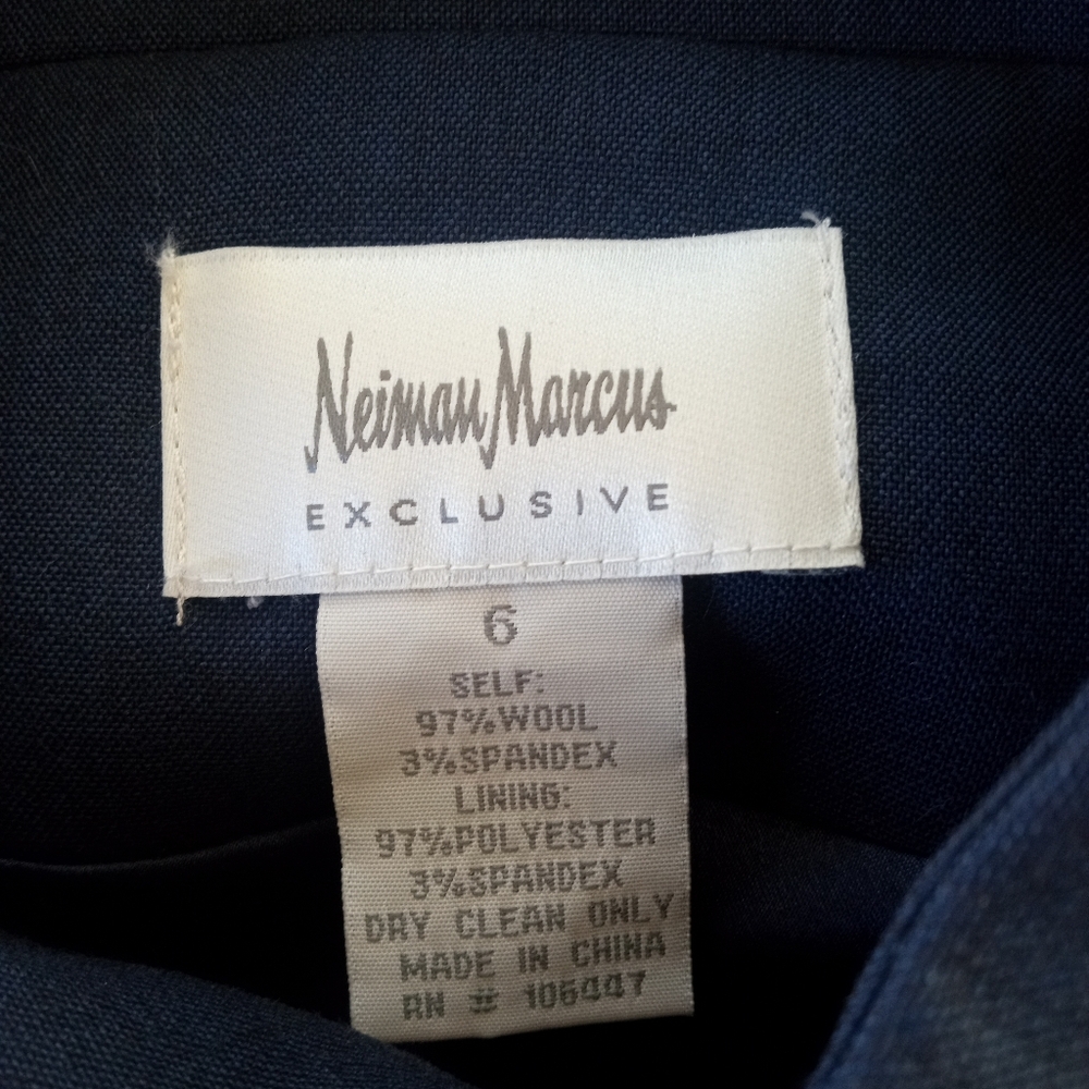 NEIMAN MARCUS Wool High Collar Blazer Jacket In Navy Blue | 6 - Picture 8 of 8